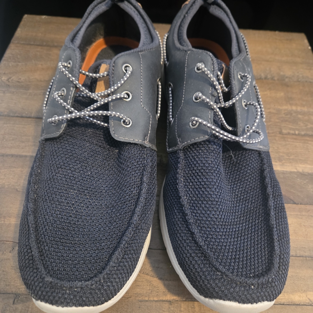 Magellan Outdoors Navy and Gray Boat Shoes